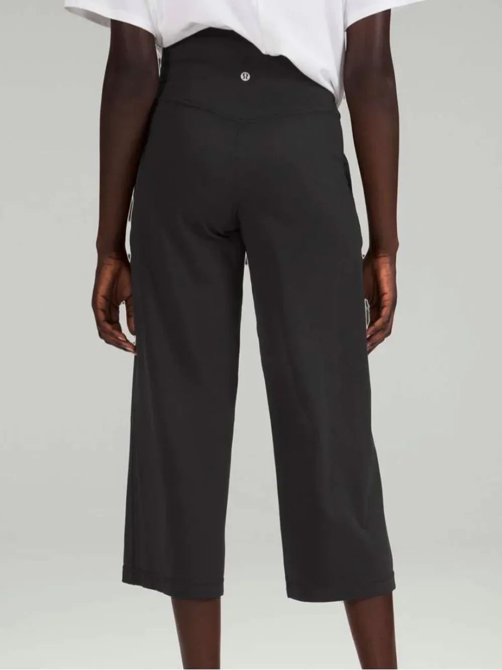 lululemon Align Super-High-Rise Wide-Leg Crops in black. 2